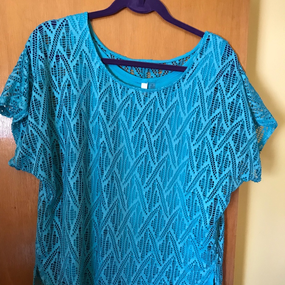 Teal mesh w/poly blend top